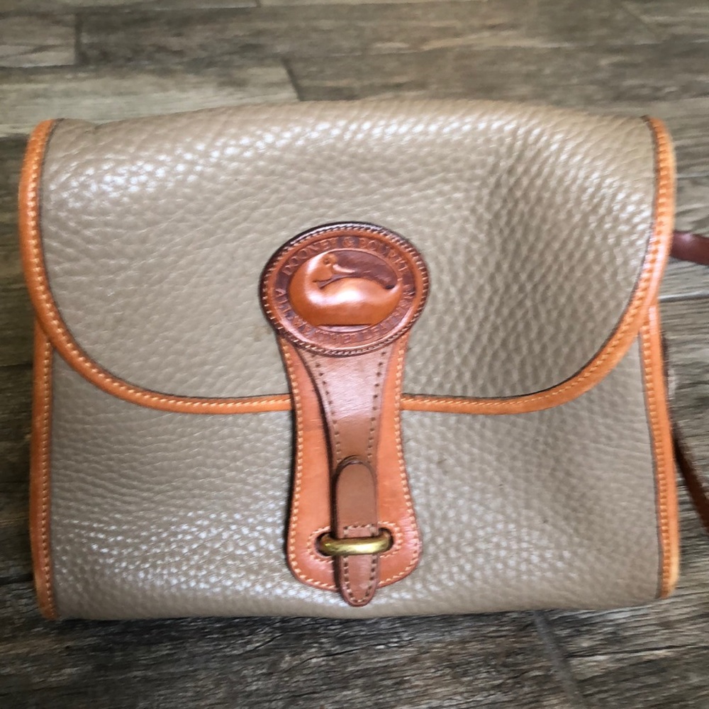 Vintage Dooney & Bourke Crossbody